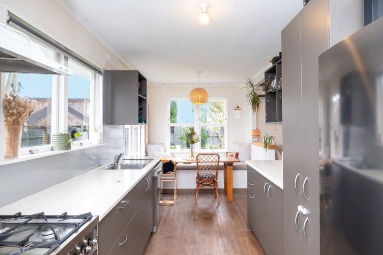 Photo of property in 1 Ripon Place, Tamatea, Napier, 4112