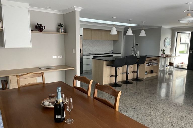 Photo of property in 11 Nelson Lane, Omokoroa, 3114