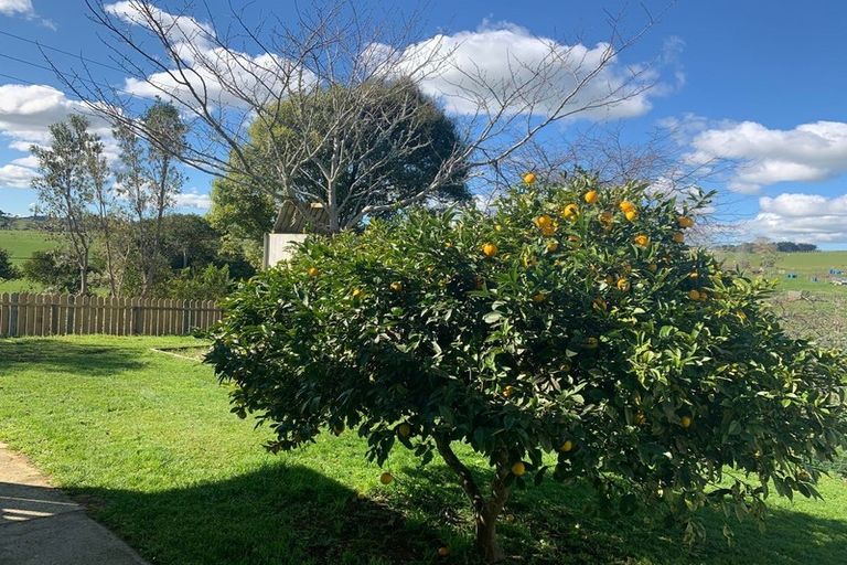 Photo of property in 1439 Waikaretu Valley Road, Waikaretu, Tuakau, 2695