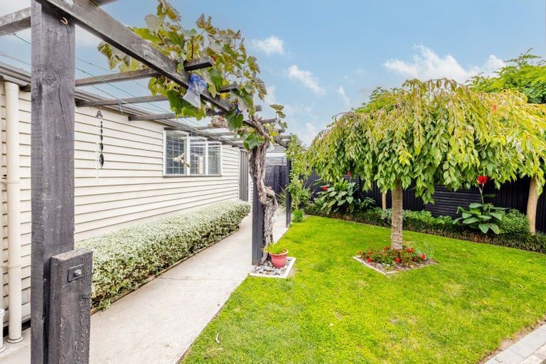 Photo of property in 31 Fife Crescent, Tamatea, Napier, 4112