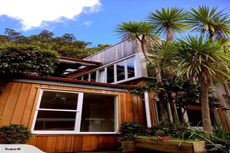 Photo of property in 34 Sandown Road, Rothesay Bay, Auckland, 0630