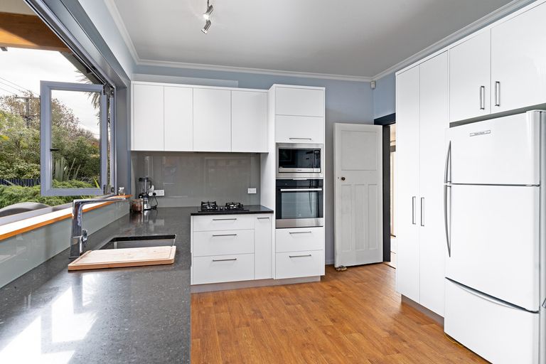 Photo of property in 120 Cole Street, Masterton, 5810