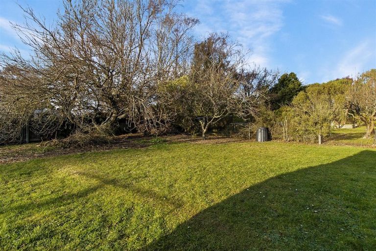 Photo of property in 3 Point Bush Road, Waimate, 7924