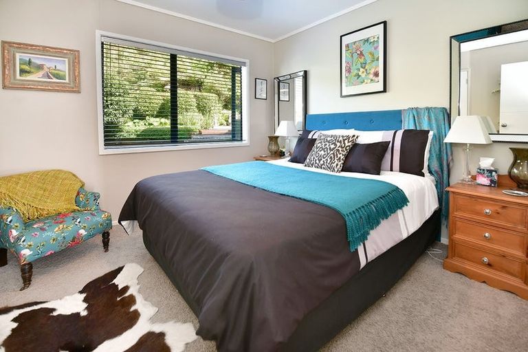 Photo of property in 119 Waldorf Crescent, Orewa, 0931