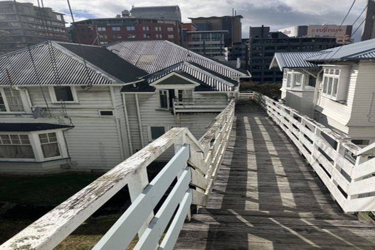 Photo of property in 19a Clifton Terrace, Kelburn, Wellington, 6012