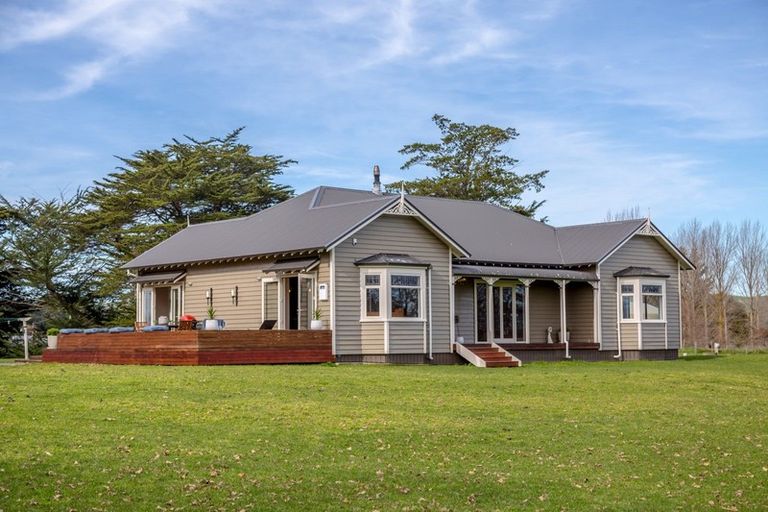 Photo of property in 221 Manaia Road, Homebush, Masterton, 5885