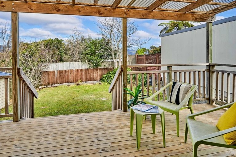 Photo of property in 2 Gainsborough Grove, Belmont, Lower Hutt, 5010