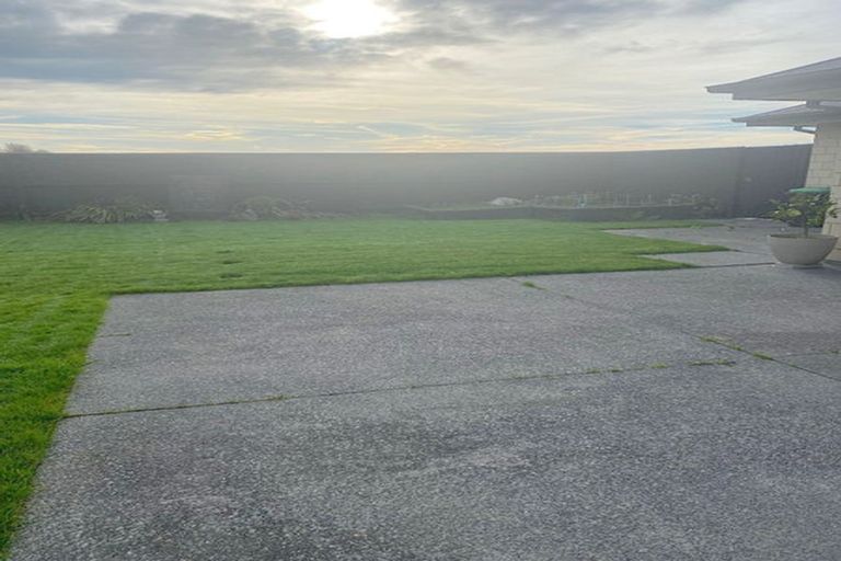 Photo of property in 8 Jennabelle Lane, Halswell, Christchurch, 8025