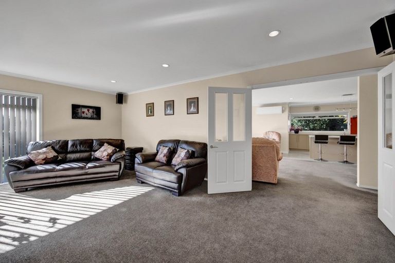 Photo of property in 7 Manuka Place, Whalers Gate, New Plymouth, 4310