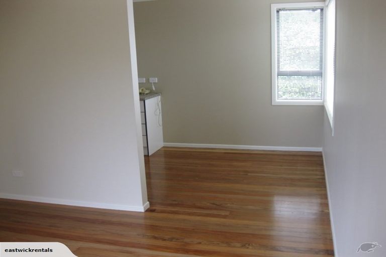 Photo of property in 3a Kelvin Road, Papakura, 2110