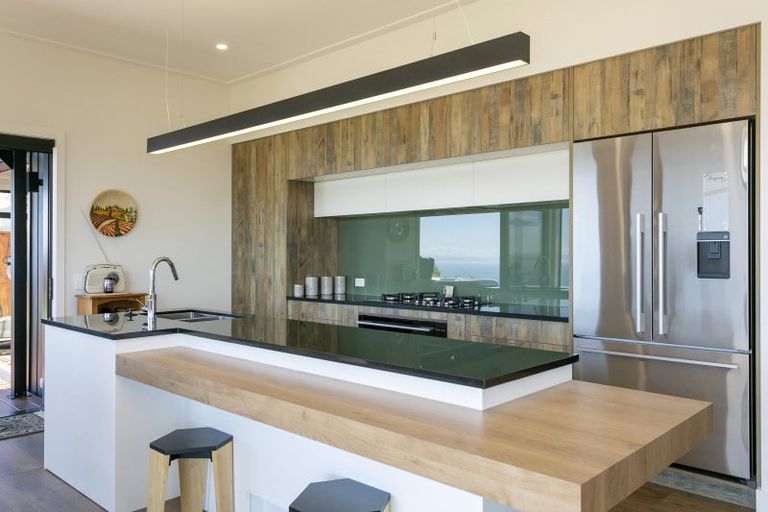 Photo of property in 21 Rangikatea Road, Omori, Turangi, 3381