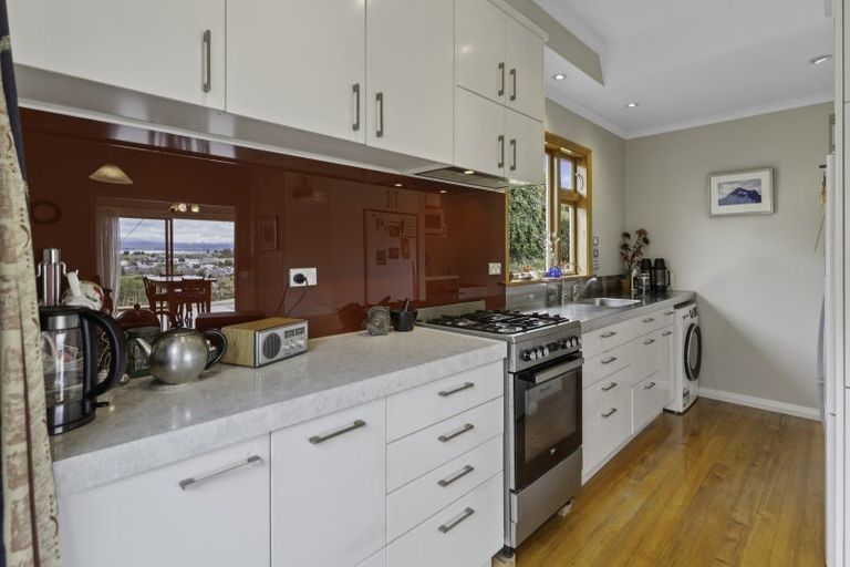 Photo of property in 15 Tosswill Road, Tahunanui, Nelson, 7011