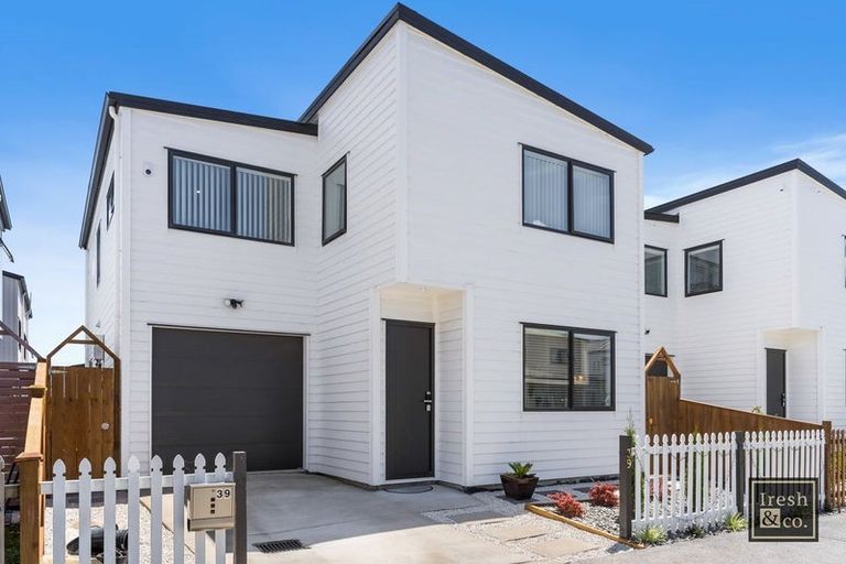 Photo of property in 39 Tumu Road, Papakura, 2110