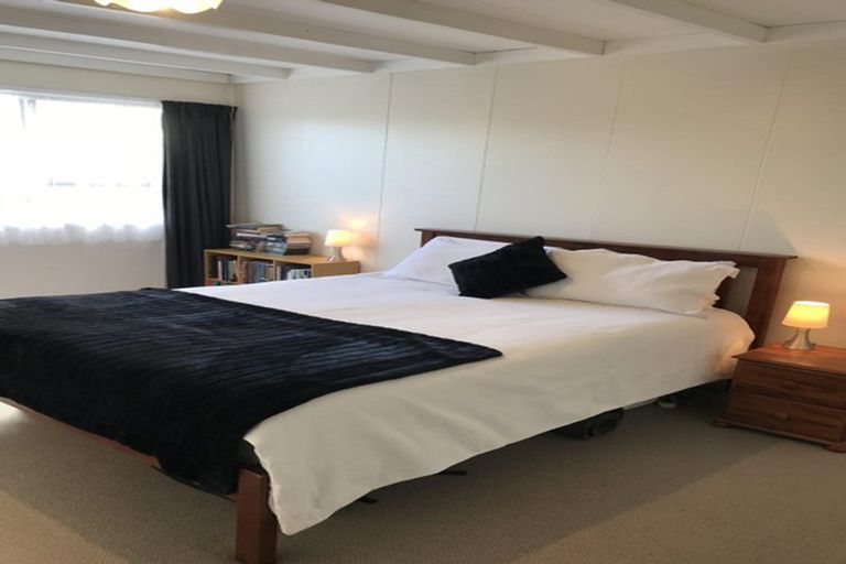 Photo of property in 115 Awhitu Road, Karioitahi, Waiuku, 2683