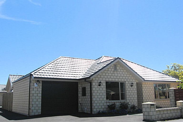 Photo of property in 2/19 Parnwell Street, Burwood, Christchurch, 8083