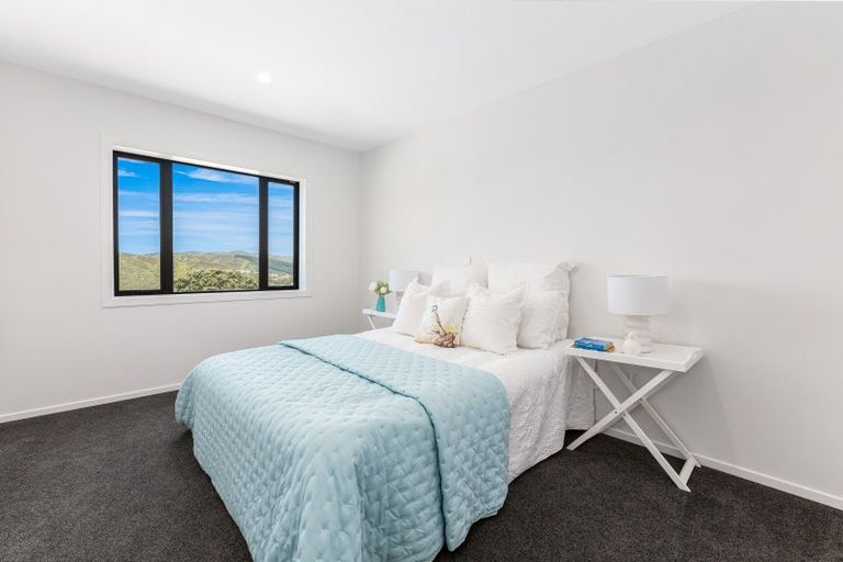 Photo of property in 5 Stockden Place, Karori, Wellington, 6012