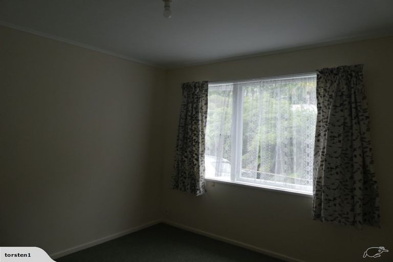 Photo of property in 1/24 Crieff Street, Northland, Wellington, 6012