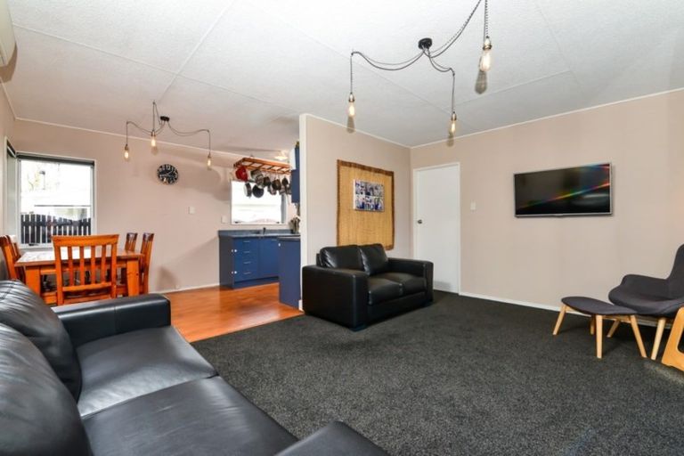 Photo of property in 15a Sewell Place, Leamington, Cambridge, 3432