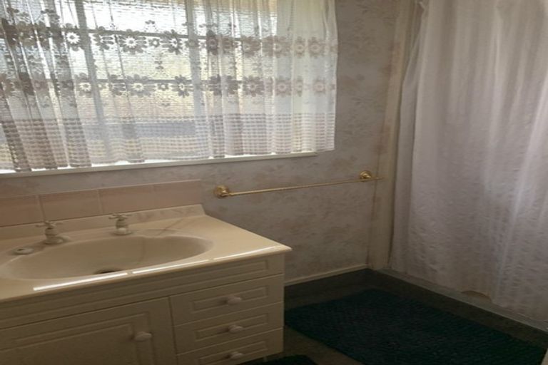 Photo of property in 1 Beresford Street, Alexandra, 9320