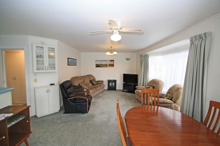 Photo of property in 20 Sackville Street, Fitzroy, New Plymouth, 4312