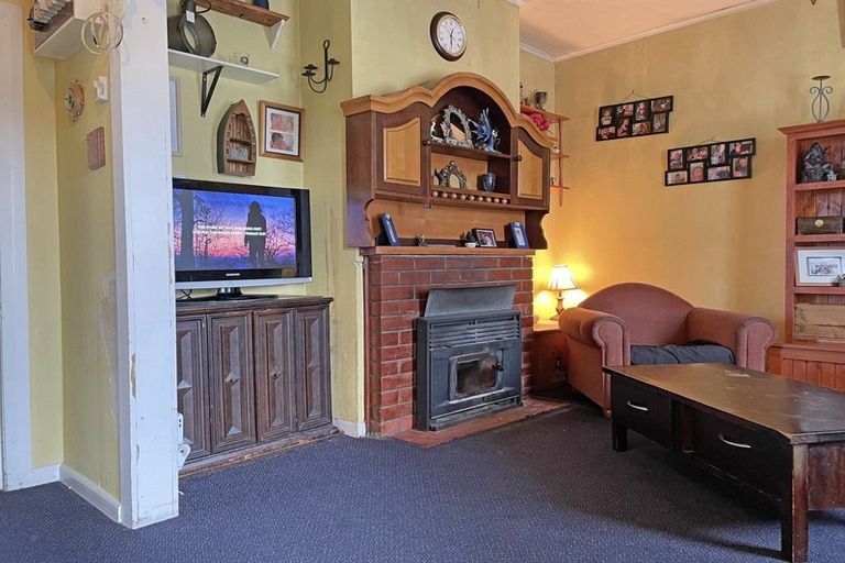 Photo of property in 8 Christian Street, Dannevirke, 4930