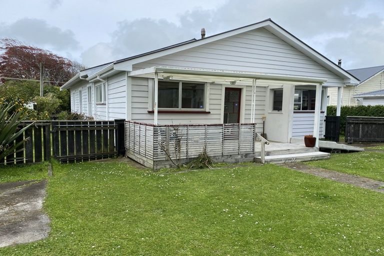 Photo of property in 16 Lorne Street, Kaponga, Hawera, 4679