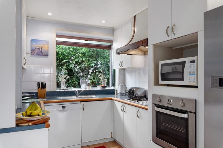 Photo of property in 14 Ewen Street, Takapuna, Auckland, 0622