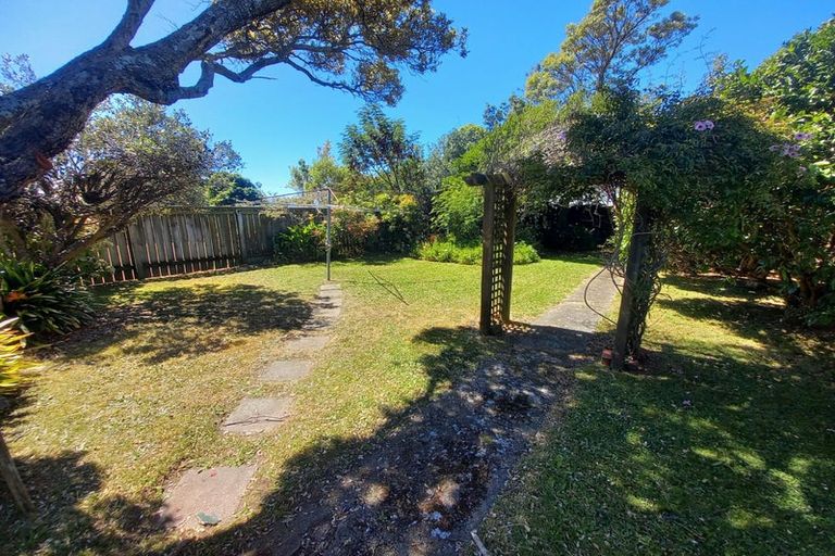 Photo of property in 53 York Street, Moera, Lower Hutt, 5010