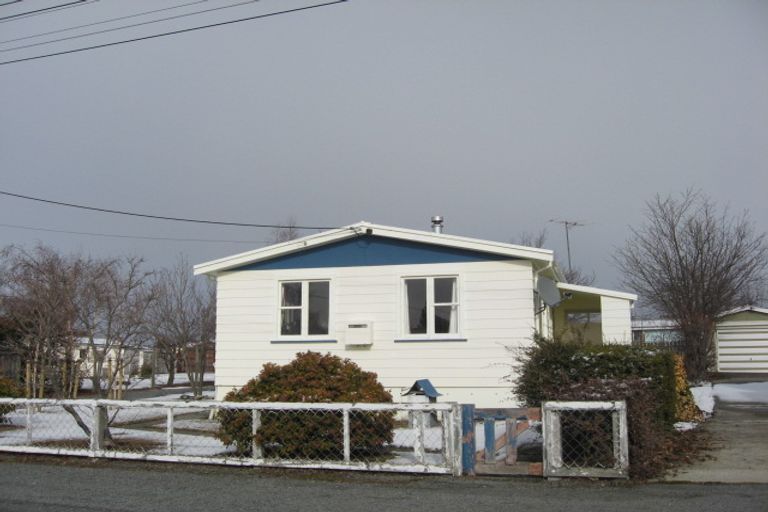 Photo of property in 9 Hunter Crescent, Twizel, 7901