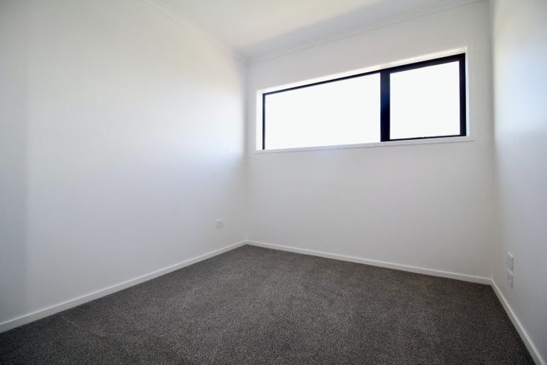 Photo of property in 64 Nugget Avenue, Hobsonville, Auckland, 0616