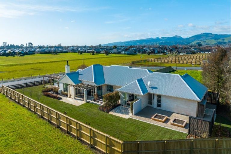 Photo of property in 8 Kahurangi Road, Halswell, Christchurch, 8025