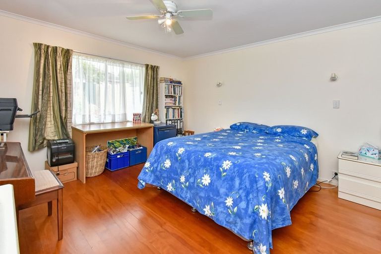 Photo of property in 24 Collie Street, Hillpark, Auckland, 2102