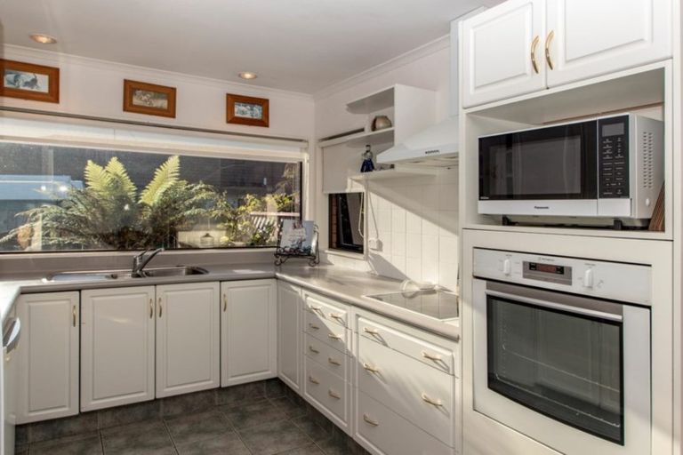 Photo of property in 205 Auckland Road, Greenmeadows, Napier, 4112