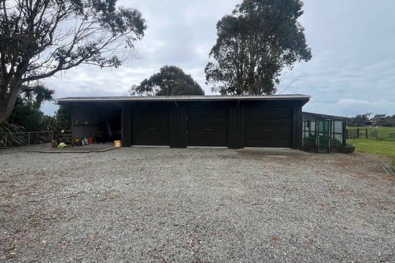 Photo of property in 114 Golf Links Road, Ruatapu, Hokitika, 7883