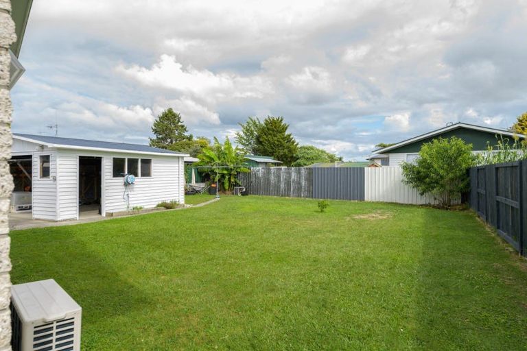 Photo of property in 53 Collins Road, Melville, Hamilton, 3206