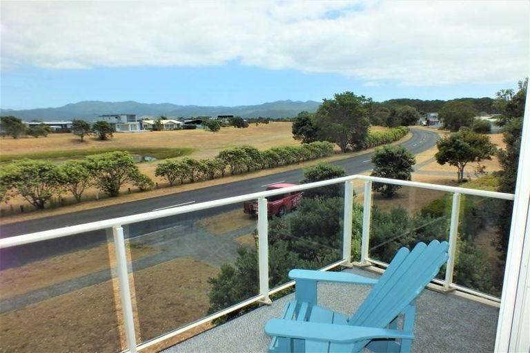 Photo of property in 618 Matarangi Drive, Matarangi, Whitianga, 3592