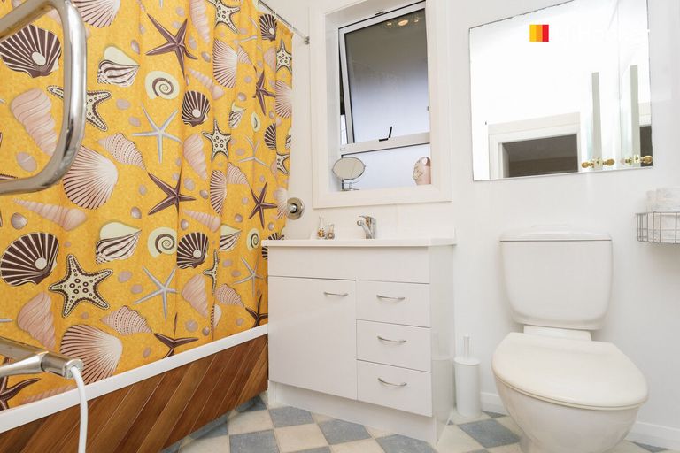 Photo of property in 270 Helensburgh Road, Helensburgh, Dunedin, 9010