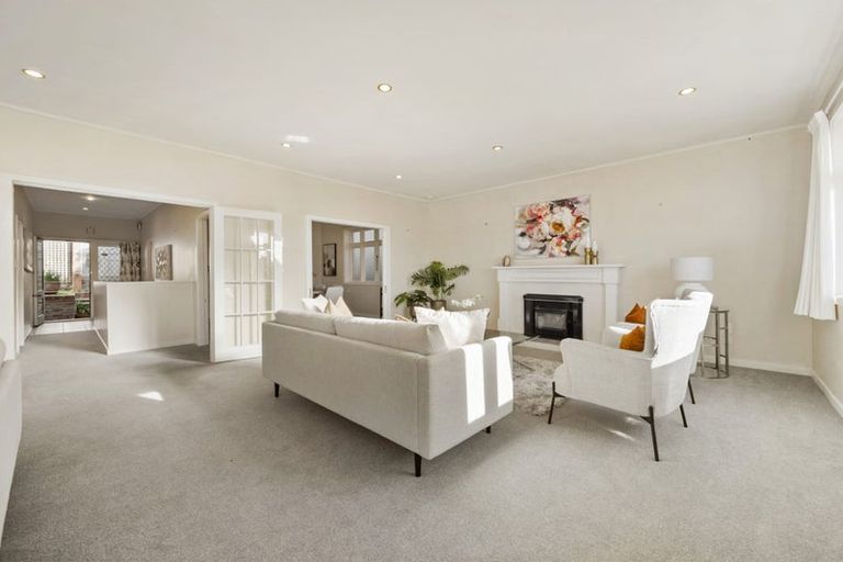 Photo of property in 4 Wesley Road, Kelburn, Wellington, 6012