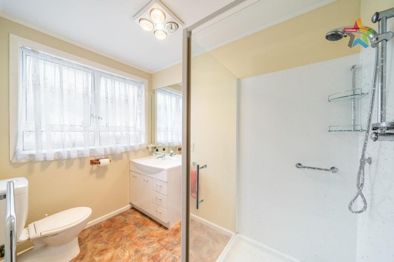 Photo of property in 16 Tanekaha Street, Stokes Valley, Lower Hutt, 5019