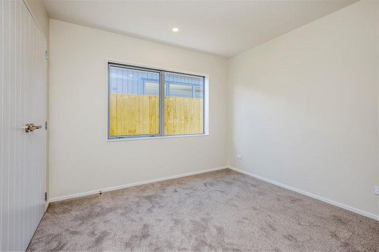 Photo of property in 10 Fredrick Hanson Road, Papakura, 2110