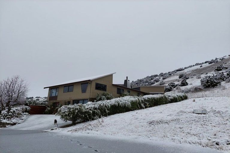 Photo of property in 9 Fastness Crescent, Wanaka, 9305