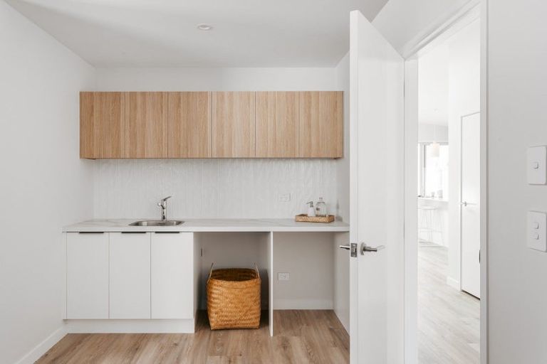 Photo of property in 66 Saint Pauls Drive, Brookfield, Tauranga, 3110