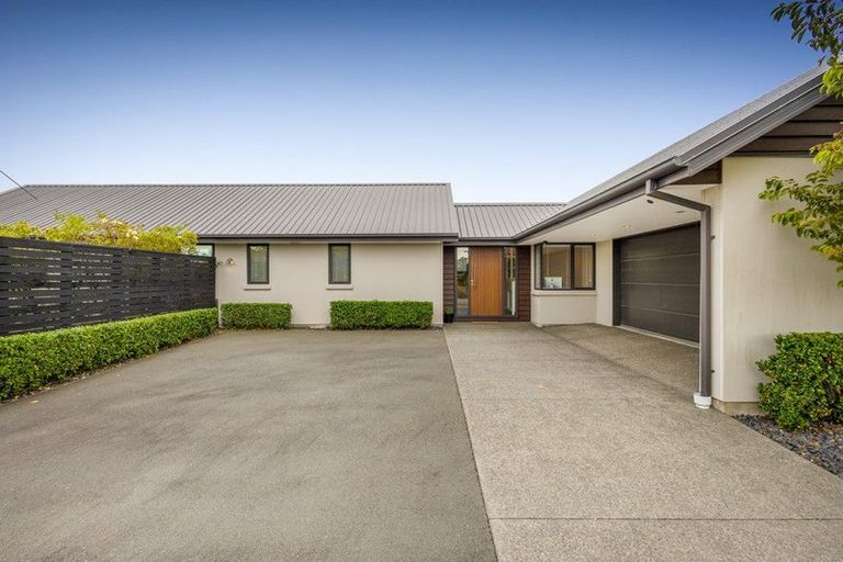 Photo of property in 10 Elizabeth Allen Drive, West Melton, 7618