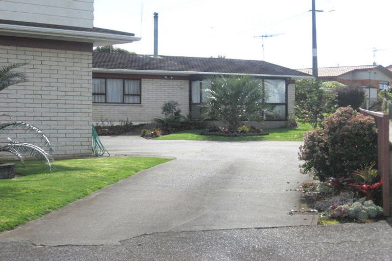 Photo of property in 1 Carr Street, Te Kamo, Whangarei, 0112