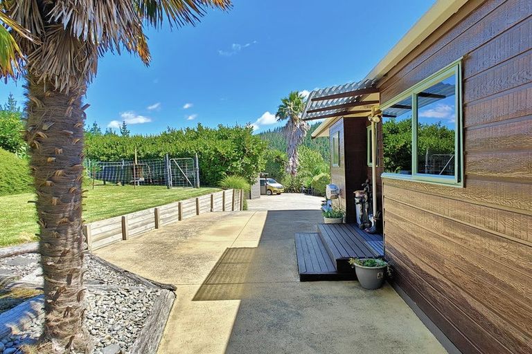 Photo of property in 55 Herbert Drive, Whangamata, 3620