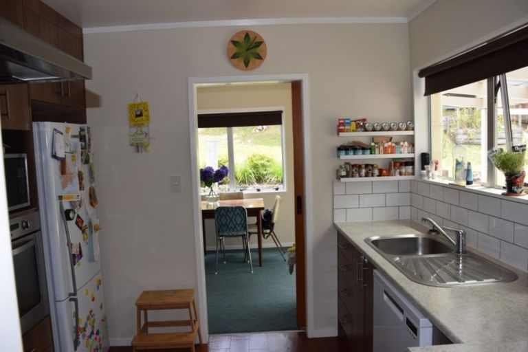 Photo of property in 68 Kohekohe Street, New Lynn, Auckland, 0600