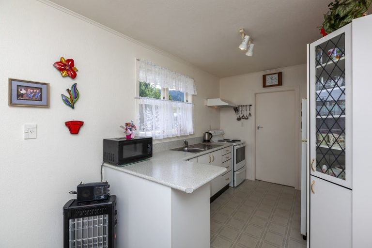 Photo of property in 70 Riwai Street, Paraparaumu, 5032