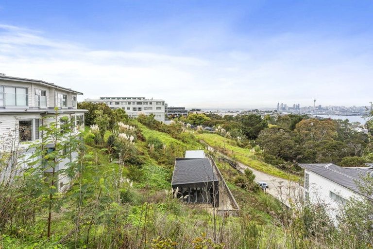 Photo of property in 6 Huka Road, Birkenhead, Auckland, 0626