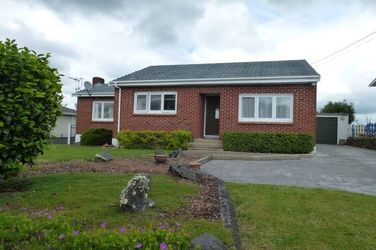 Photo of property in 42 Young Street, Morrinsville, 3300