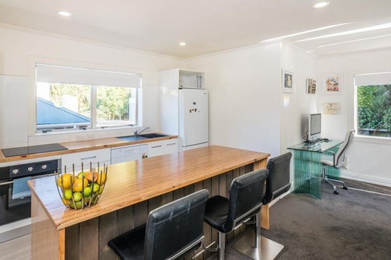 Photo of property in 4/14c Glenmore Street, Thorndon, Wellington, 6011